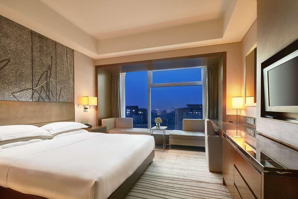 Doubletree By Hilton Beijing Hotel Room photo